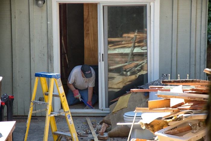 Hubby works in the new office